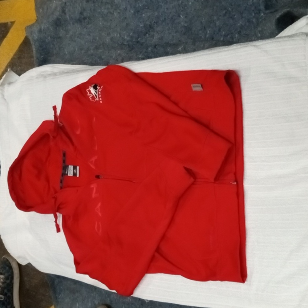 Nike Therma-Fit Full Zip Canada Men's Medium Hoodie